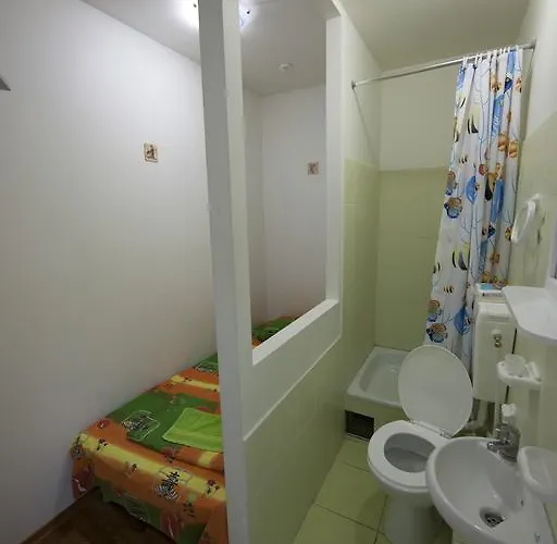 Готель Tokyo Star Economy *