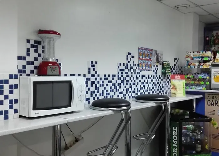 Tokyo Star Economy 酒店 *